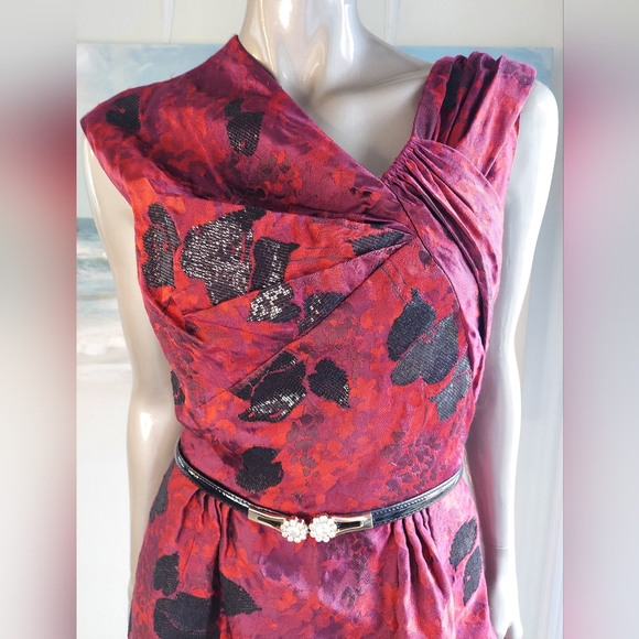 *$4,300 OSCAR DE LA RENTA RED PURPLE FLORAL BEAD JAQUARD RUNW DRESS M - Picture 5 of 12